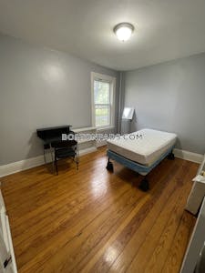 Mission Hill 4 Beds 1 Bath Boston - $4,500
