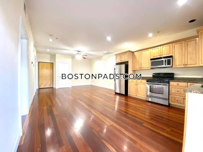 East Boston Renovated 2 Bed 2 bath available 9/1 on Bennington St in East Boston! Boston - $3,200