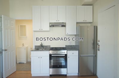 South Boston Newly renovated Studio Available NOW on East Broadway St in South Boston! Boston - $2,350