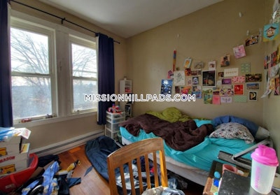 Mission Hill Apartment for rent 4 Bedrooms 1 Bath Boston - $4,200