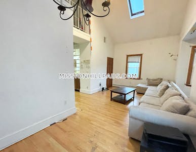 Mission Hill Apartment for rent 2 Bedrooms 1 Bath Boston - $3,850