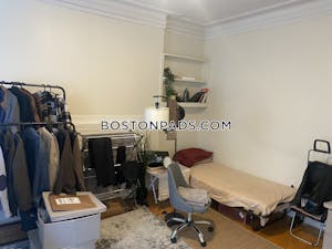Northeastern/symphony Studio 1 Bath Boston - $1,950