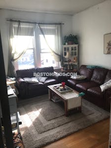 Allston Best Deal Alert! Spacious 3 Bed 1 Bath apartment in Linden St Boston - $4,400