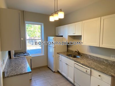 Allston Apartment for rent 5 Bedrooms 2 Baths Boston - $5,400